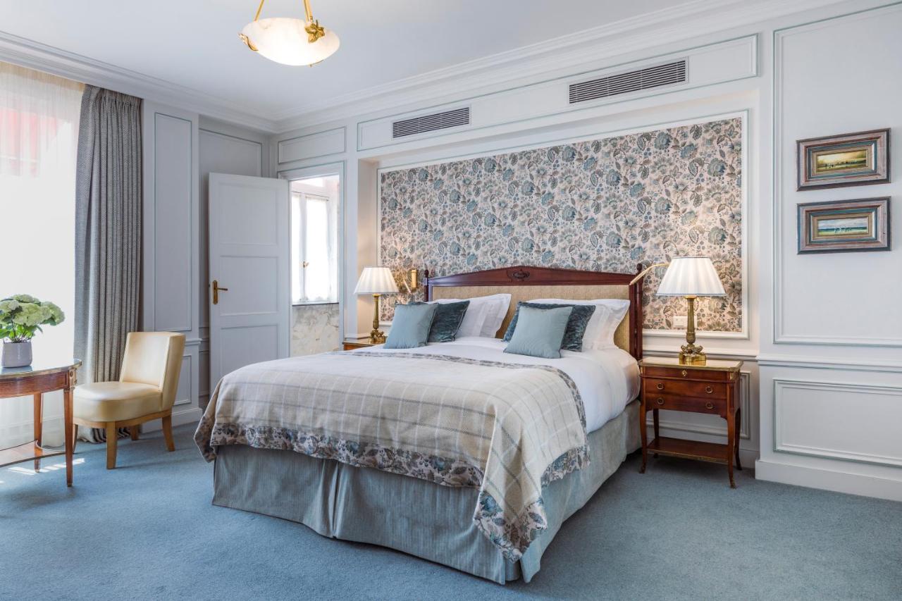 Deluxe Room,1274066287:JPEG