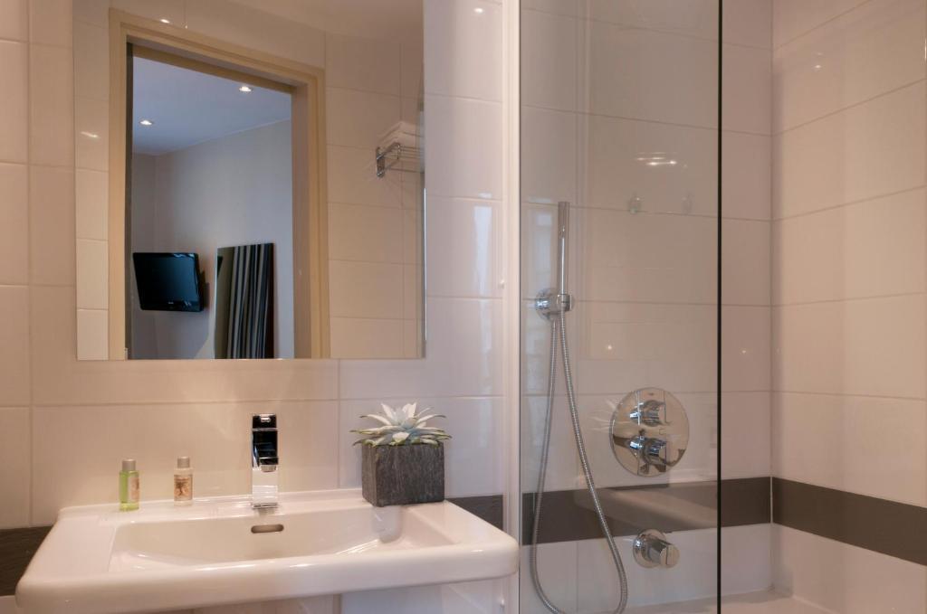 Double Room,1687455072:JPEG