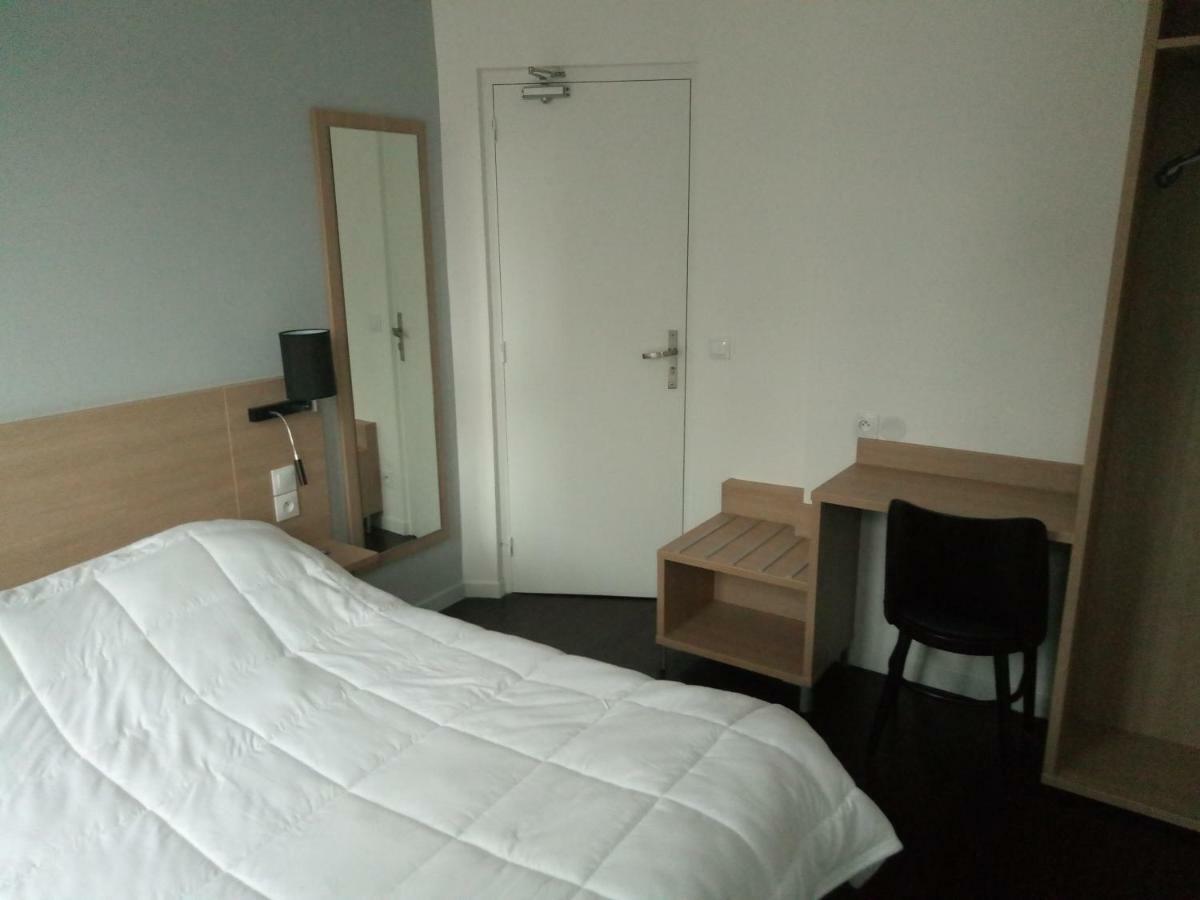 Quarto Duplo com Casa de Banho Privativa