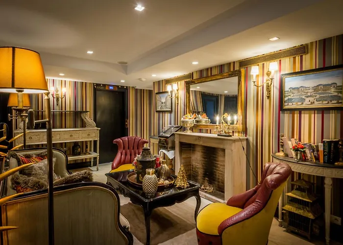 Hôtel Chateaubriand Paris