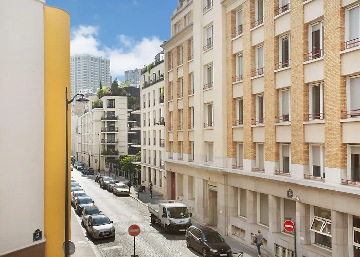 Hotel Eiffel Capitol