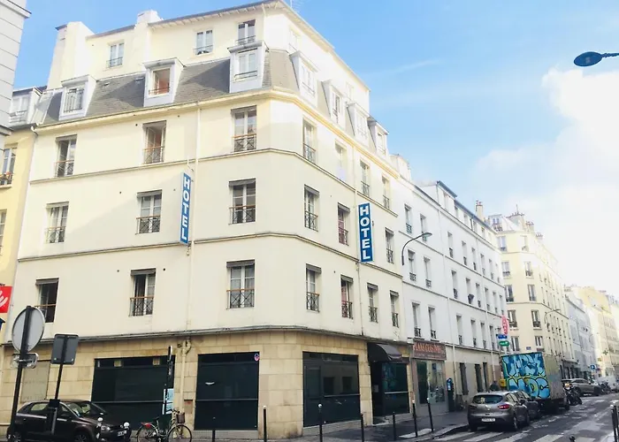 Paris Hotel Le Mediterraneen